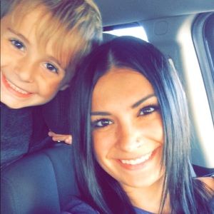 Meet your Posher, Amber